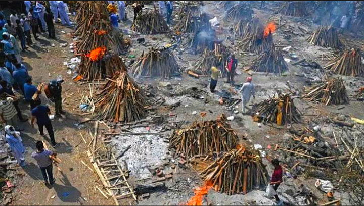 মহামারি দ্বিতীয় ঢেউয়ে বিপর্যস্ত ভারত, আজ মৃতের রেকর্ড ৪০০০ উর্ধ্বে